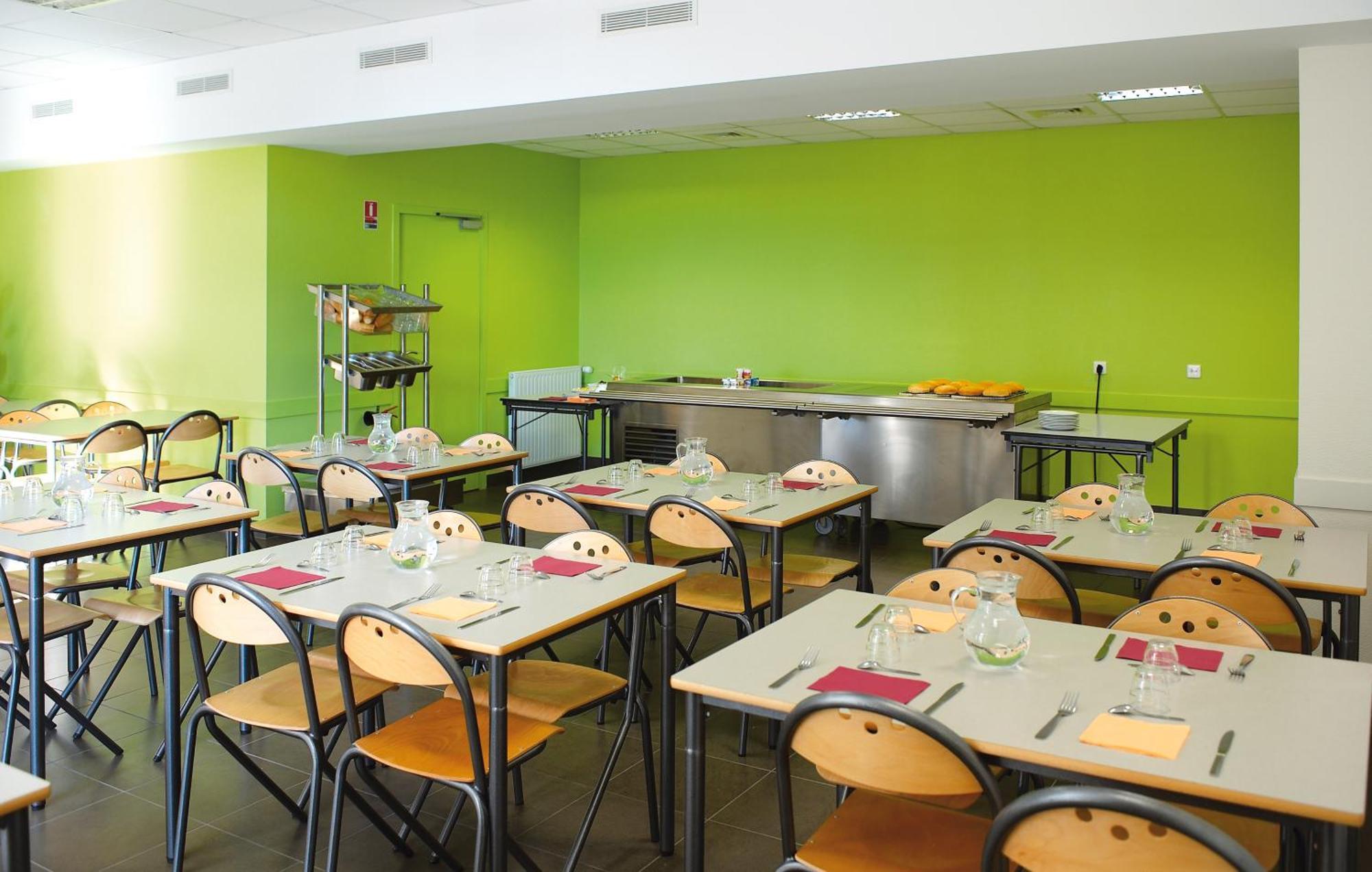 Hotel JF Accueil&Formation à Cholet Extérieur photo